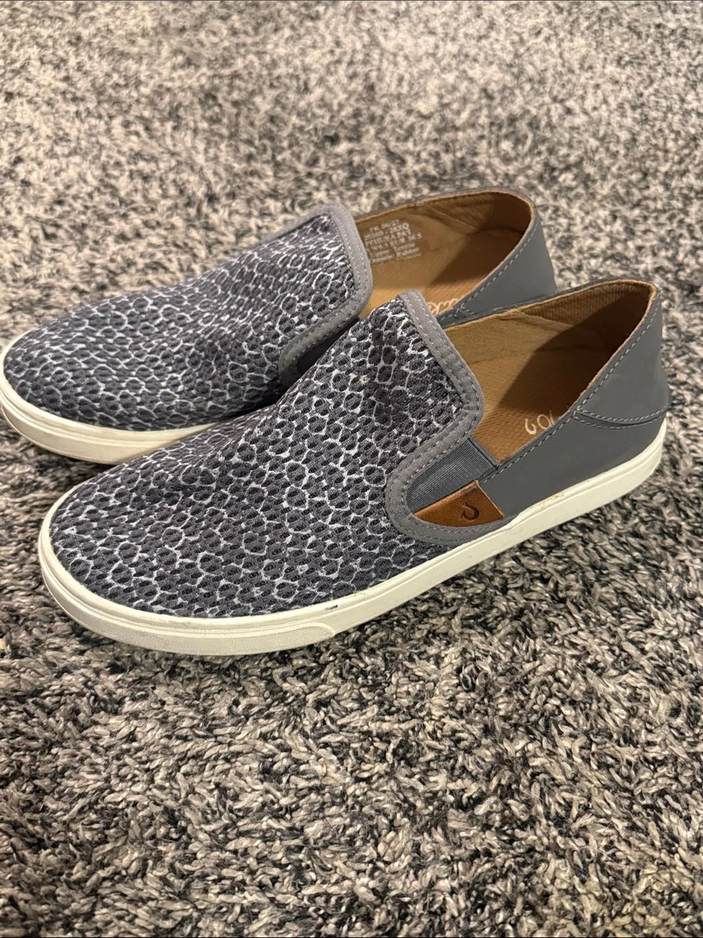 OluKai Women’s Size 6 Gray Pehuea Slip On Sneakers Casual Shoes